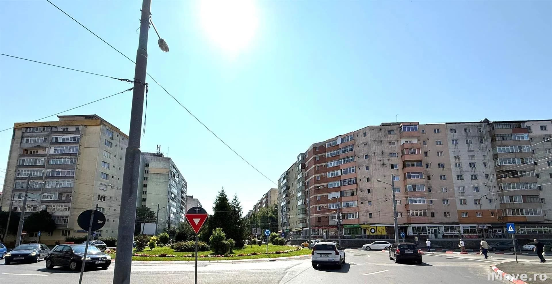 Spatiu comercial 115 mpu cu vitrina pretabil afacere Mihai Viteazu