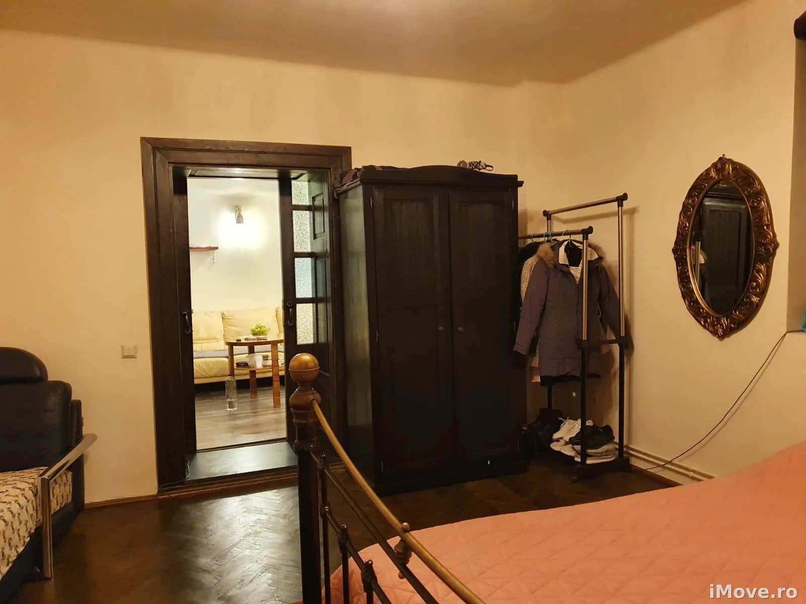 Apartament 2 camere etaj 1 Central 42 mpu