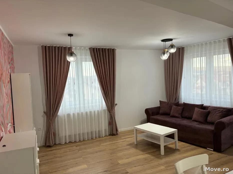 Apartament 3 camere 2 bai 2 parcări Octavian Goga