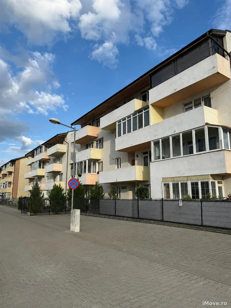 Apartament modern 2 camere | decomandat | parcare | zona Mandra