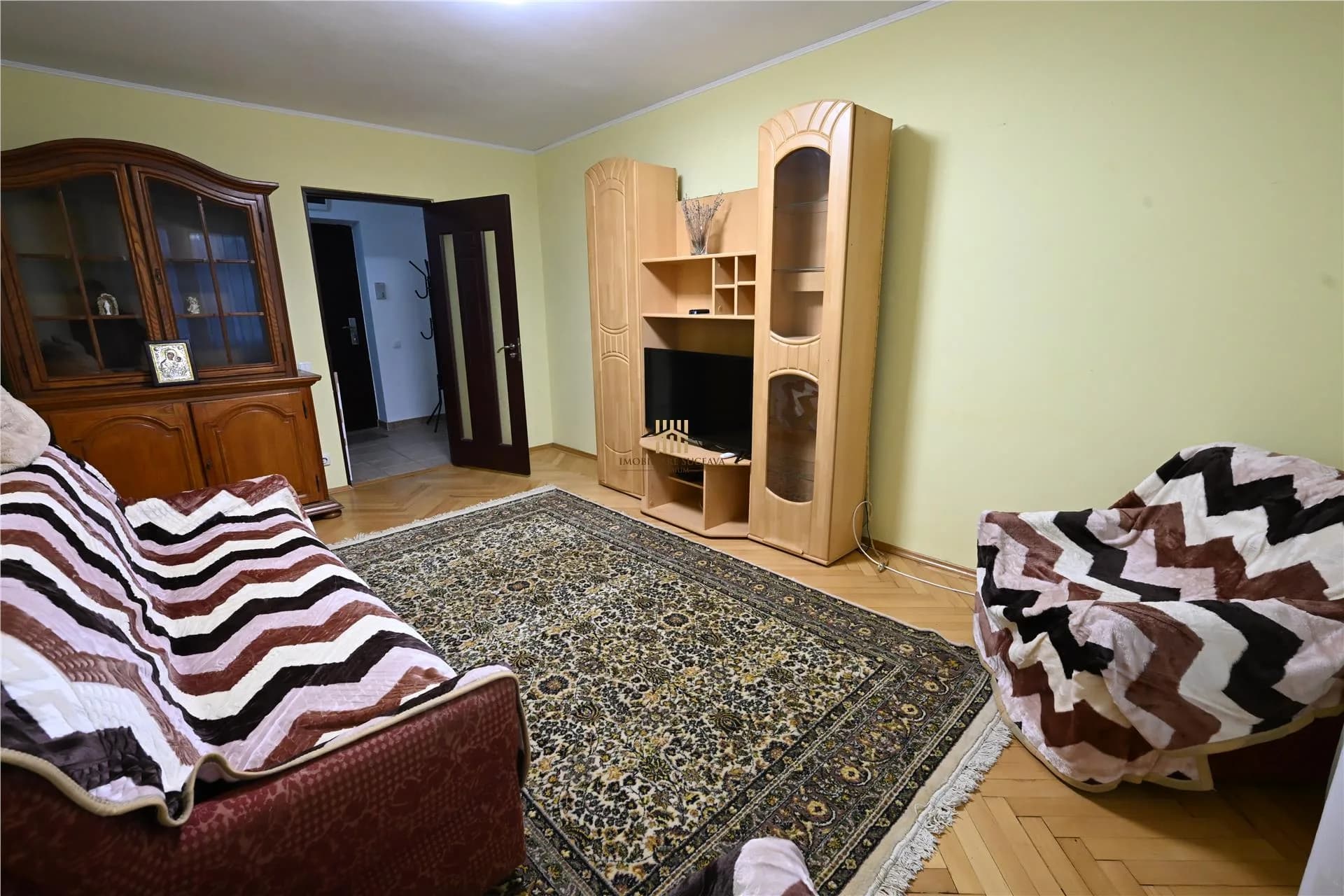 Apartament 2 camere De Inchiriat Ultracentral Cu loc Parcare