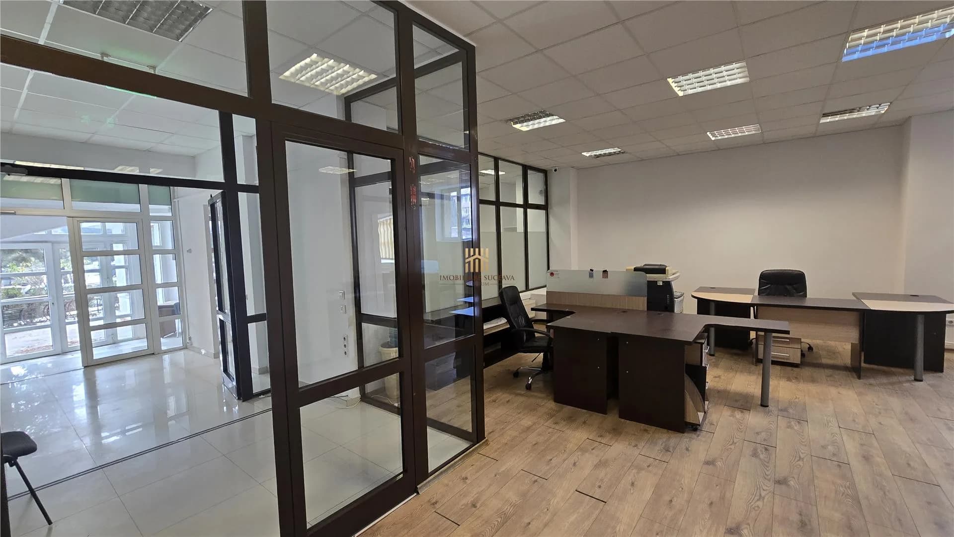 Spatiu Birouri 180 mp! In Suceava! De Inchiriat! 0727817187