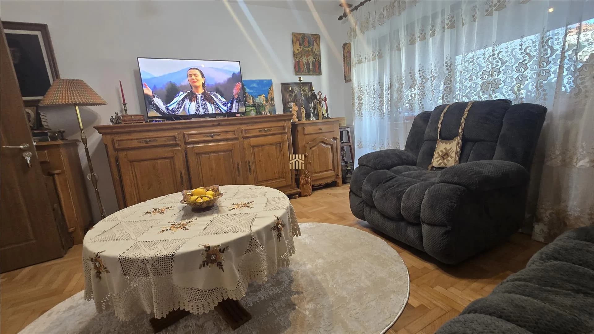 Apartament 4 camere bloc Belvedere! Suceava! De Vanzare! 0727817187