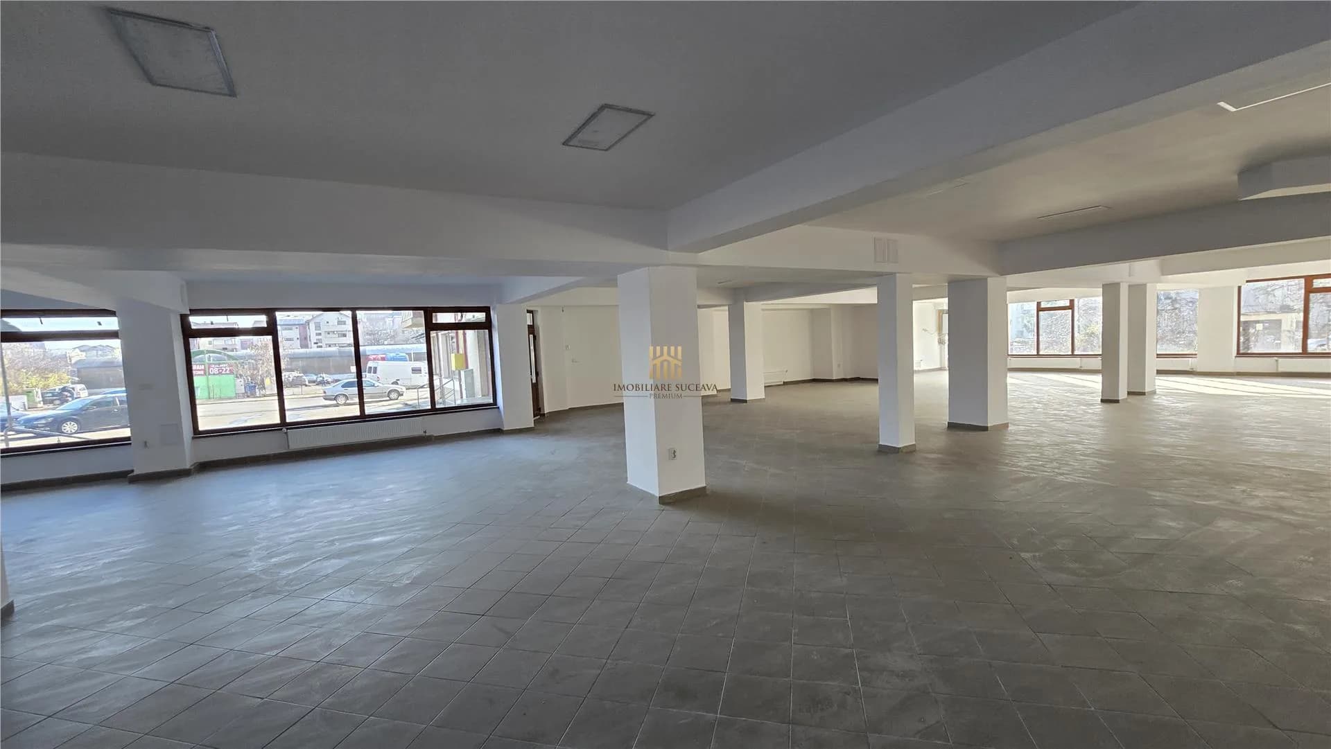 Spatiu Comercial757,6 mp Suceava De vanzare 0727817187