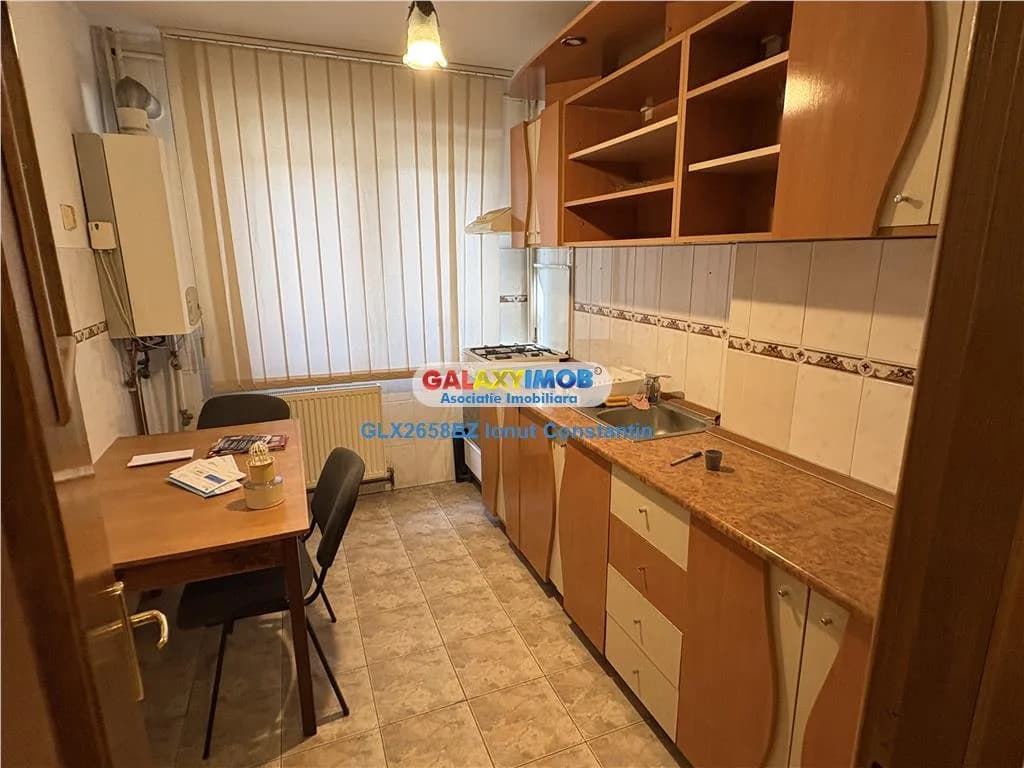 Vanzare apartament 2 camere zona CENTRALA