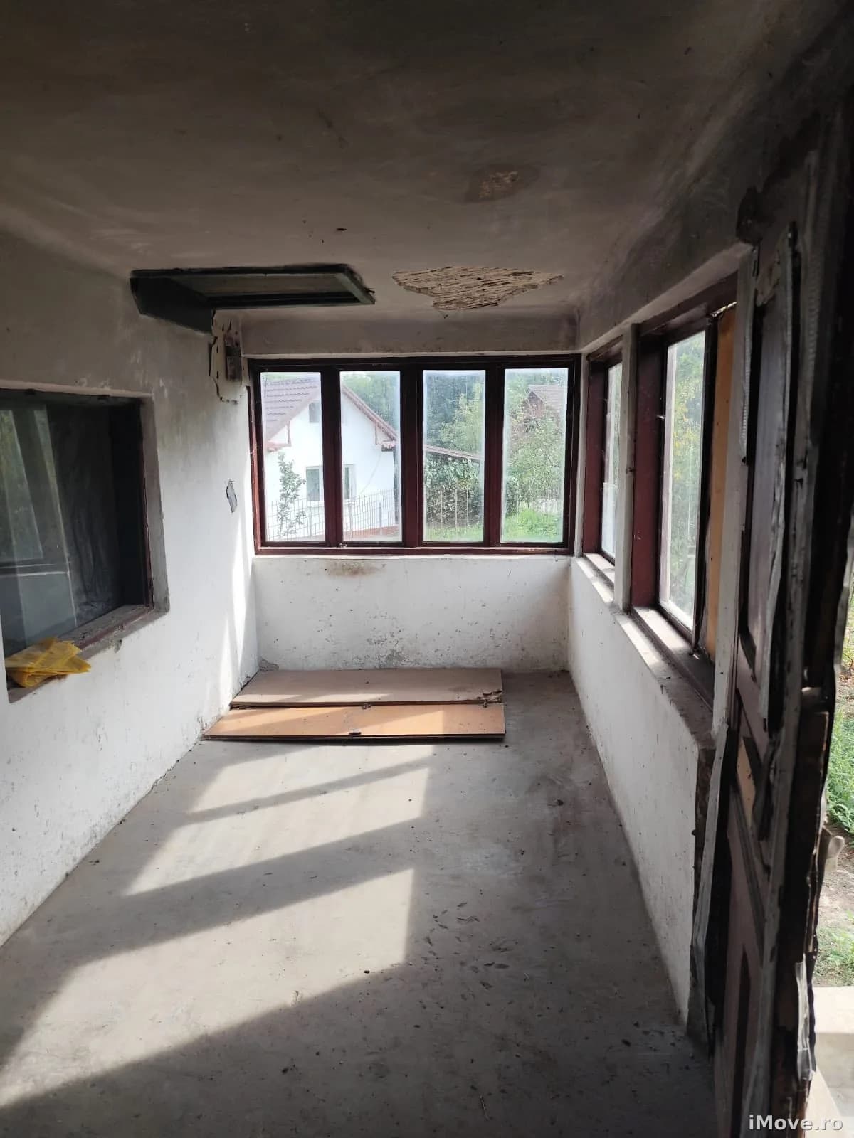 Casă tradițională | Horezu | Teren de 830 mp