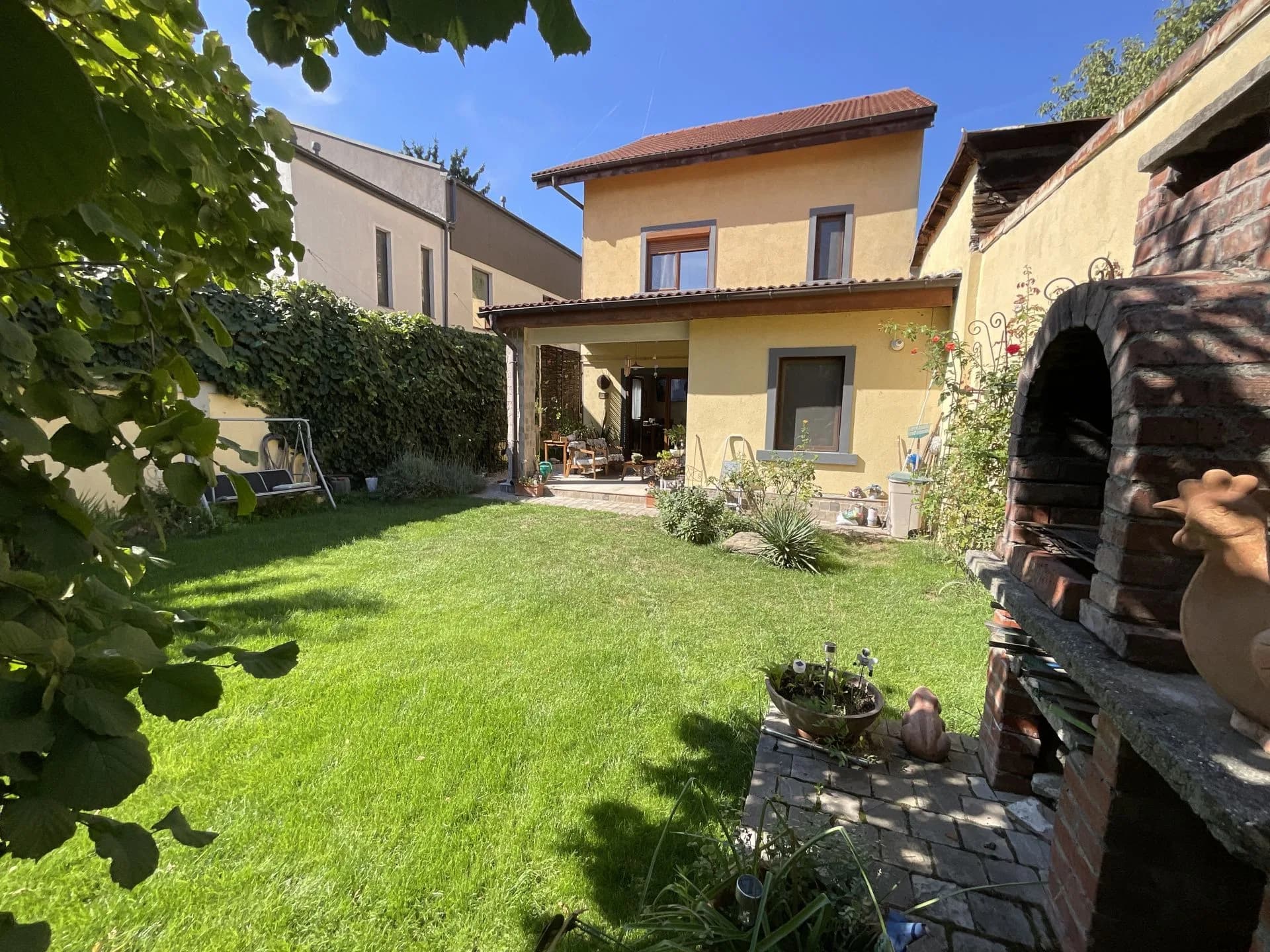 Vila Damaroaia – Spațiu, confort și locație perfectă