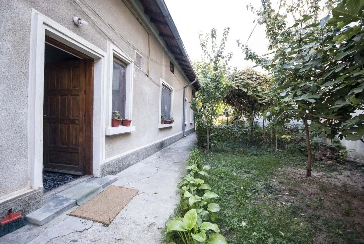 Eminescu vanzare casa individuala cu 4 camere
