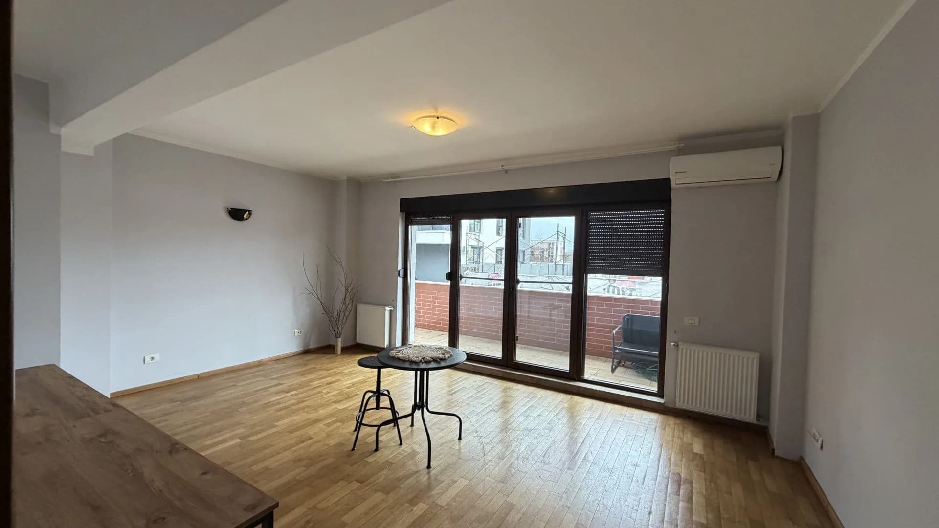 3 camere Băneasa – Sisești - 87 mp utili - loc parcare inclus
