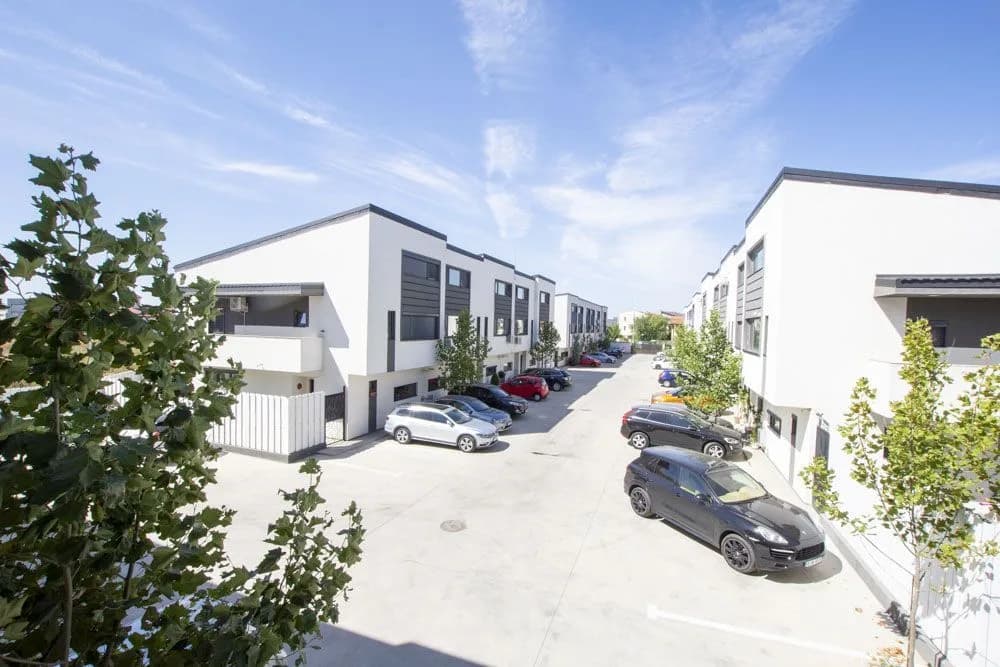 Pipera inchiriere vila complex rezidential nou