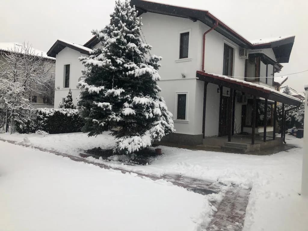 Vila tip duplex in Pipera, Voluntari