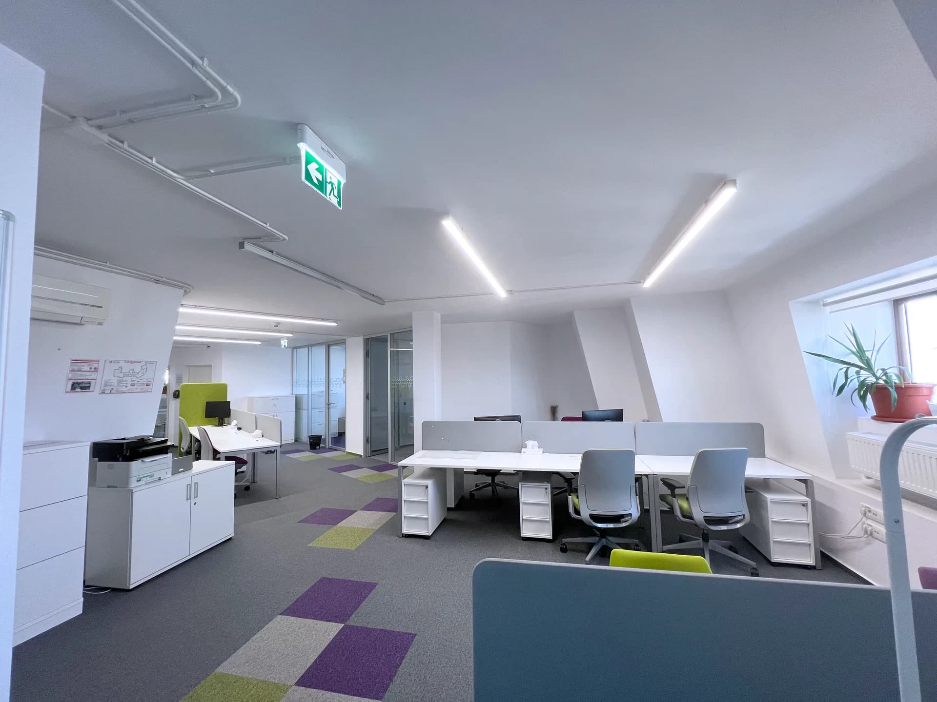 Spatiu modern pentru birouri - 741.54 mp - Universitate