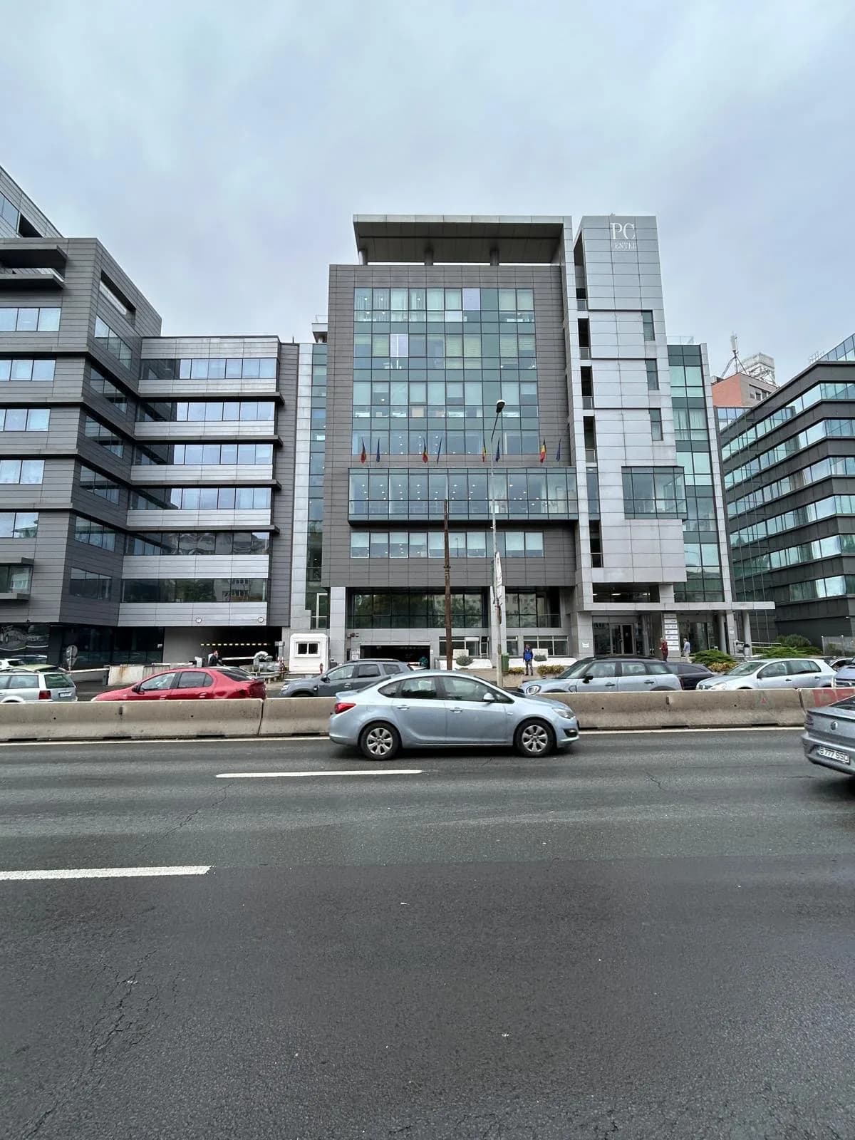 Spatii de birou moderne, cladire clasa A , Baneasa sector 1
