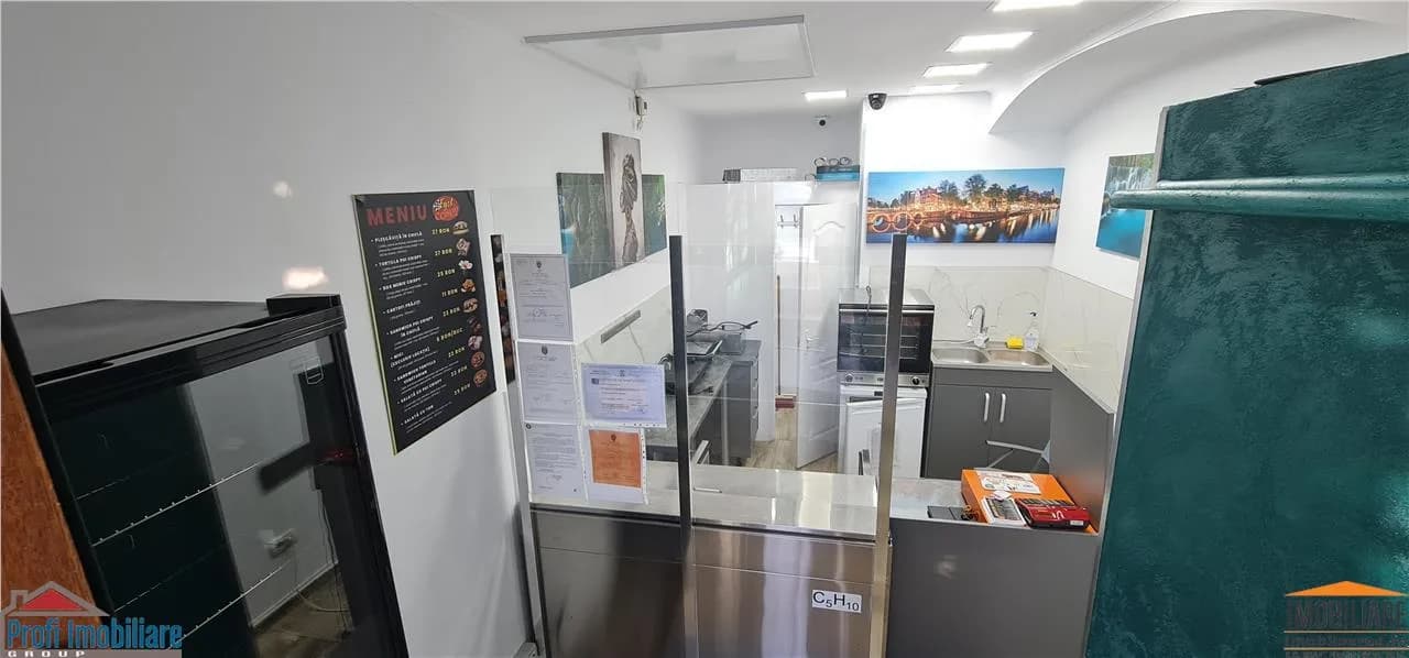 Afacere cu dotare Fast Food pe Revolutiei linga Primarie