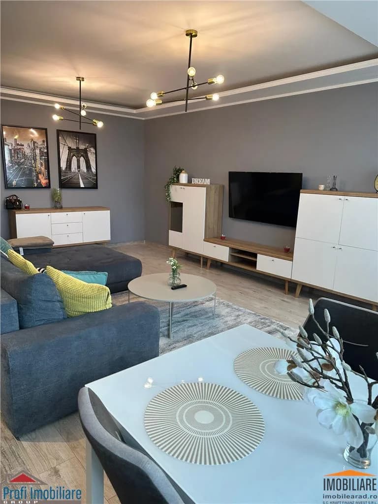 Inchiriez apartament superb 2 camere, Podgoria