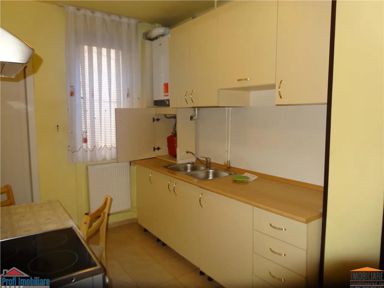 Inchiriez apartament cu 2 camere, etajul 1 Gara-Podgoria