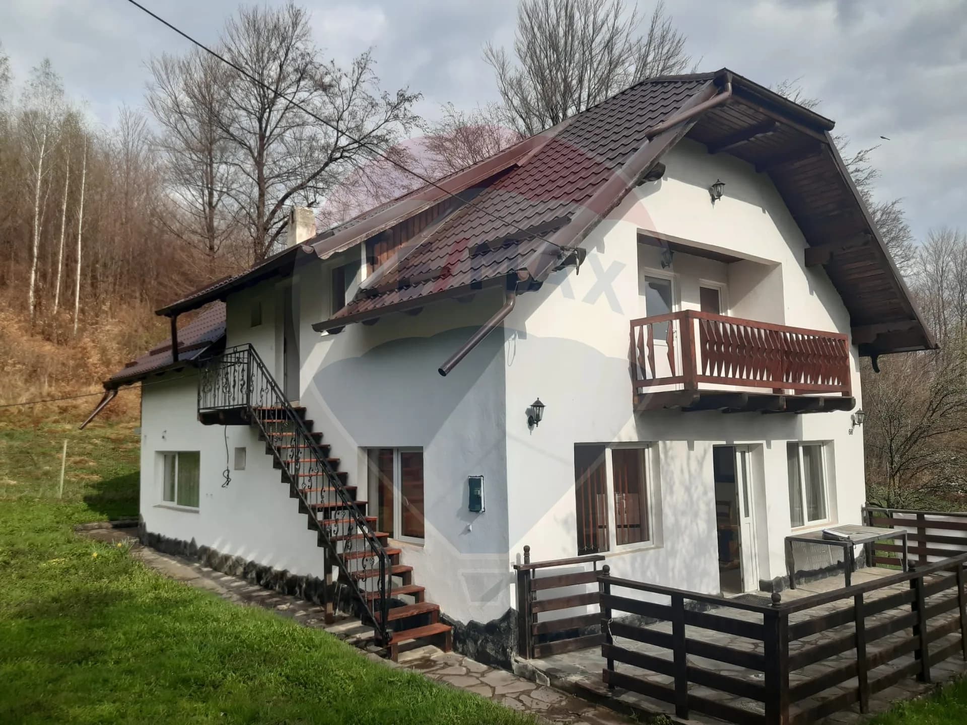 Casă / Vilă cu 7 camere în zona Bran-Tohanita, Brasov