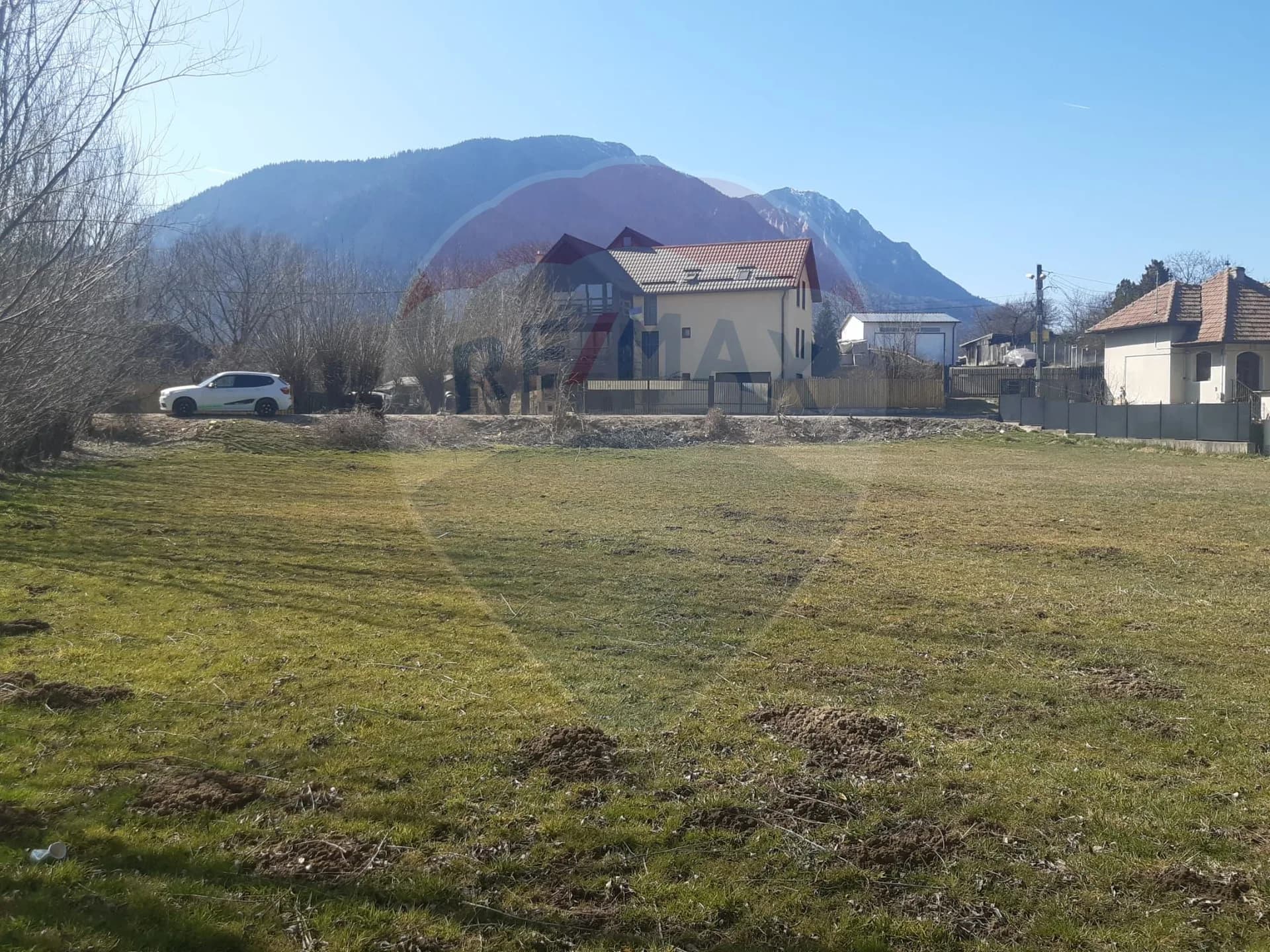 Teren intravilan 1,486mp Zarnesti / Soseaua Branului