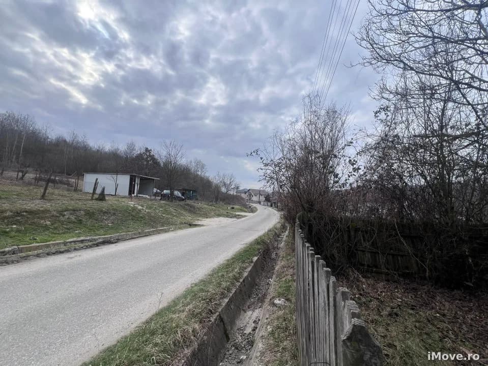 Vanzare teren 2100 mp, Mihaesti – Barsesti, ideal casa sau investitie Valcea