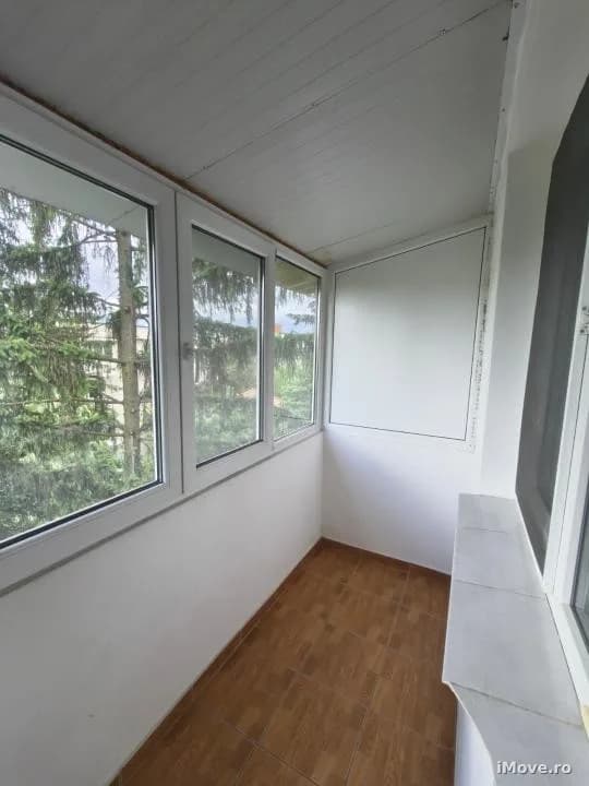 Apartament 2 camere de vânzare, zona Traian, Rm Vâlcea