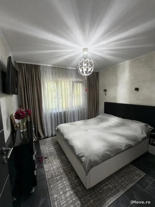 Apartament de vânzare 2 camere, zona Nord, Râmnicu Vâlcea
