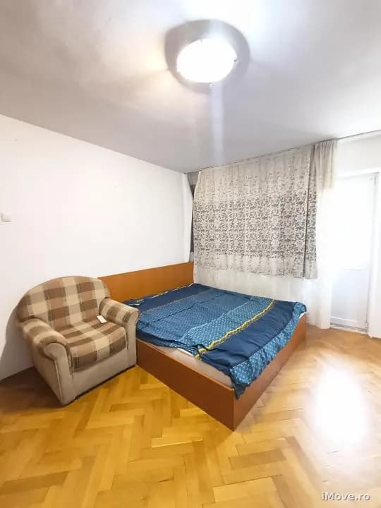 Apartament de închiriat 2 camere, zona centrală Râmnicu Vâlcea