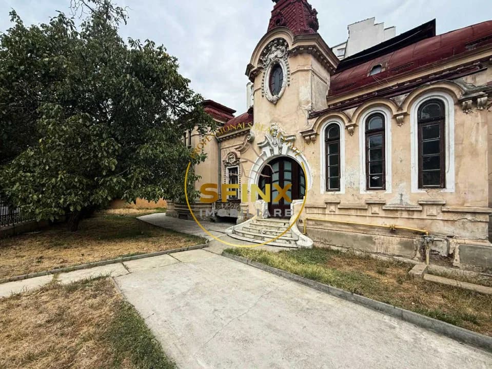 Casa monument istoric Lascar Catargiu – pretabila birouri restaurante