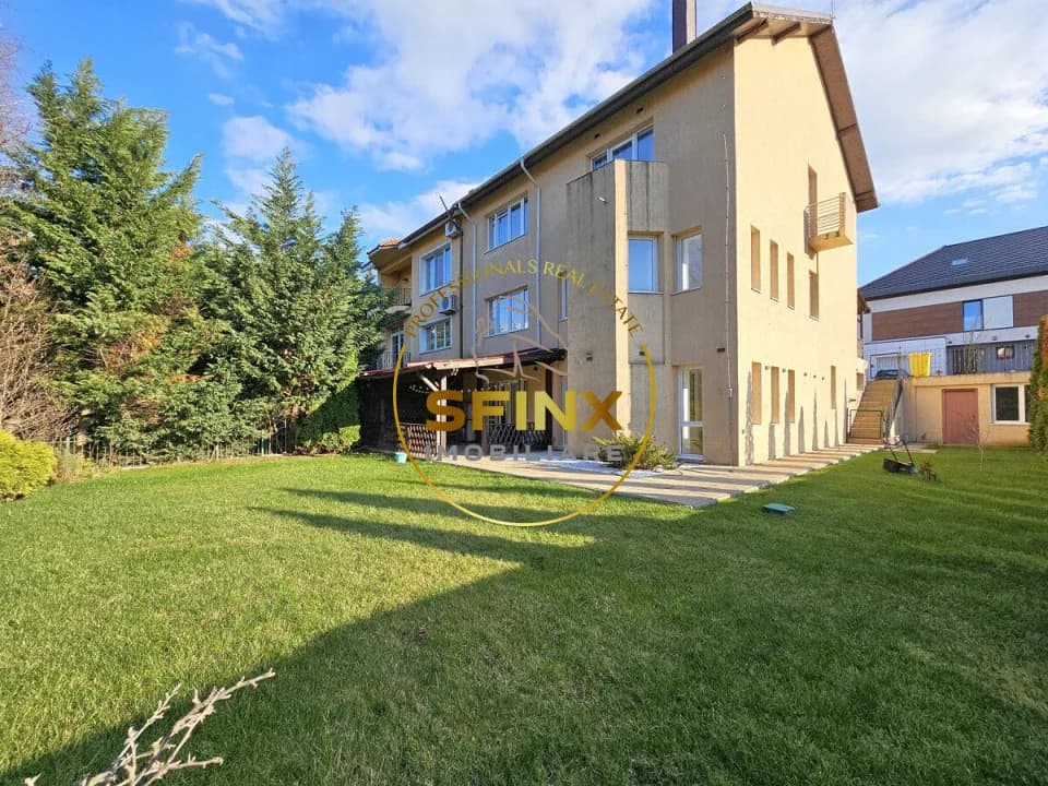 Baneasa Residential Park, 5 bedroom villa with large courtyard, parking, garage