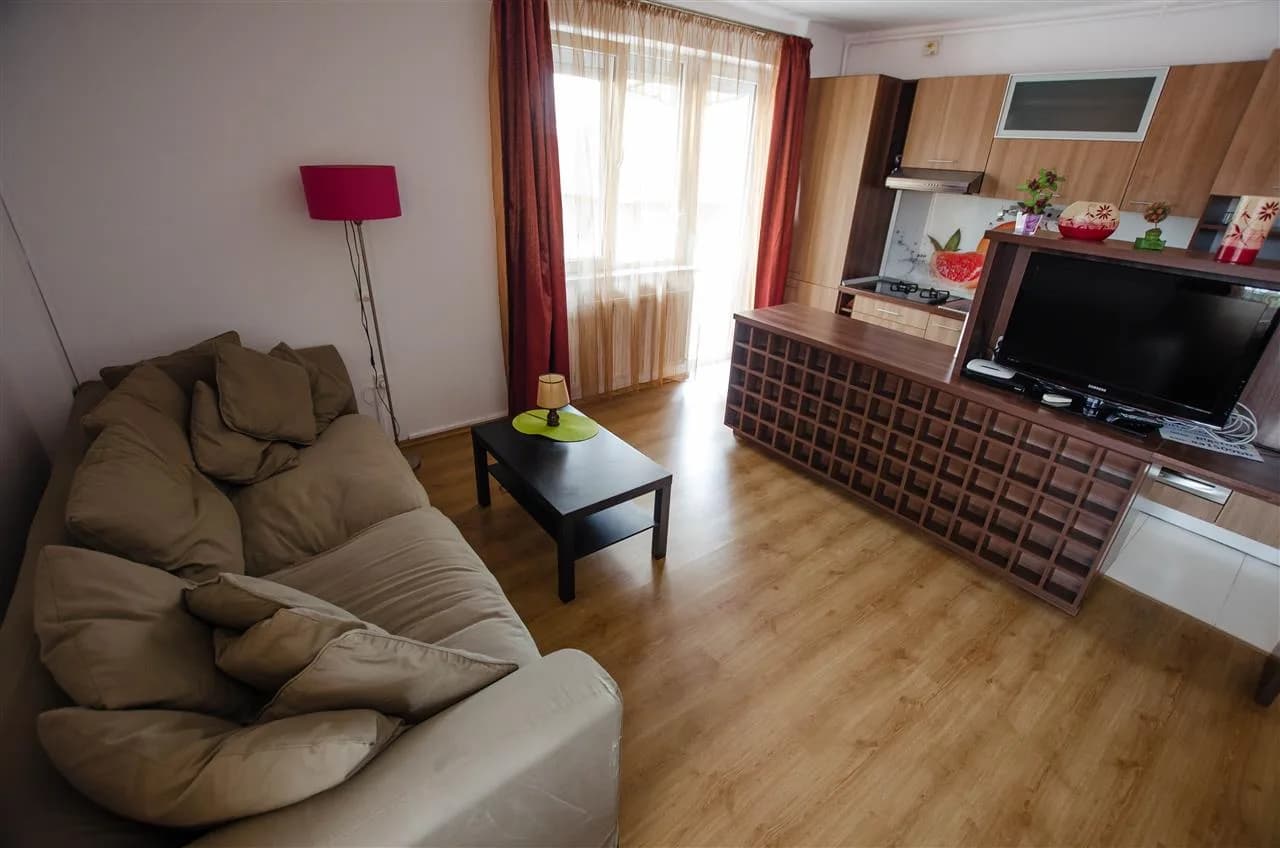 Apartament 3 camere (terasa,garaj,boxa proprie), Parcul Sub Arini
