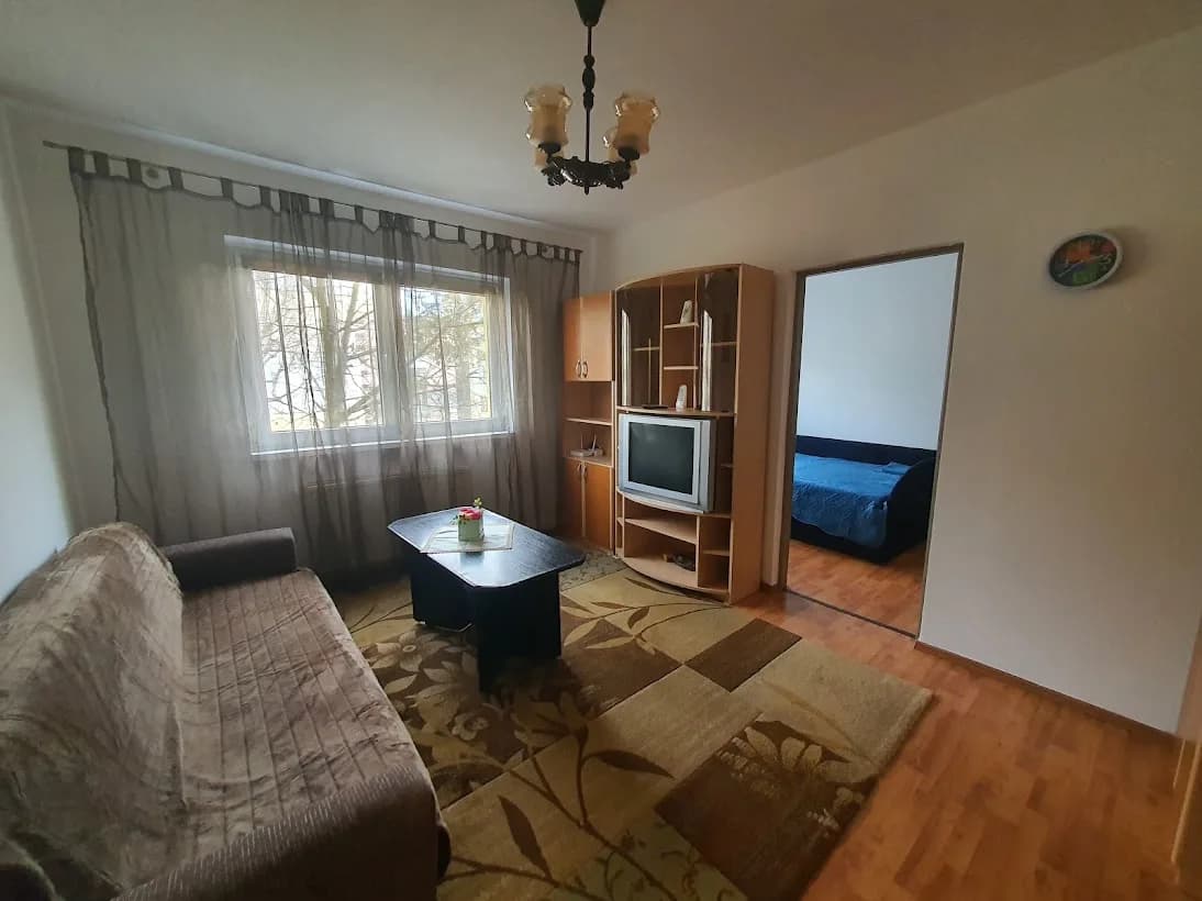 Apartament 2 camere mobilatutilat ,zona M.Viteazul