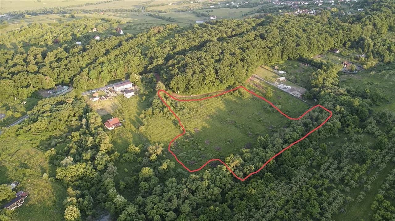 Teren intravilan la liziera padurii Cisnadie Tocile,14.100mp cu PUZ
