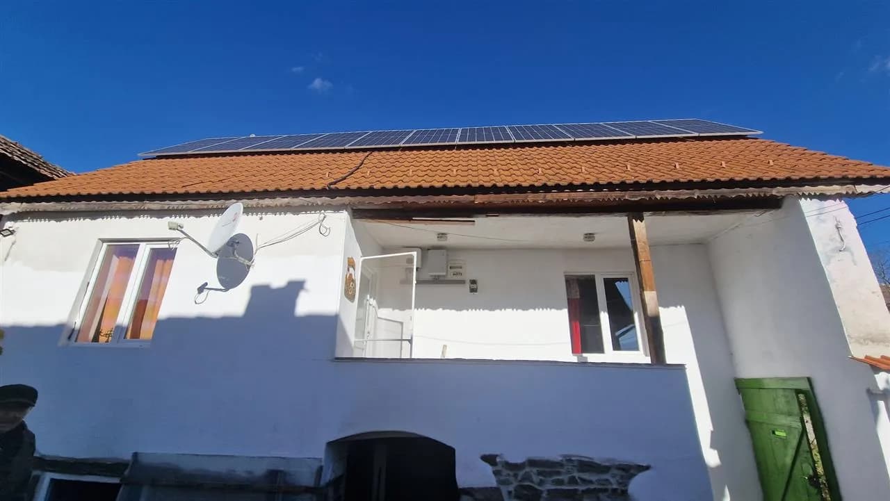 Ocazie!Oaza de liniste in satul Colun,cu 572mp ,la 40km de Sibiu